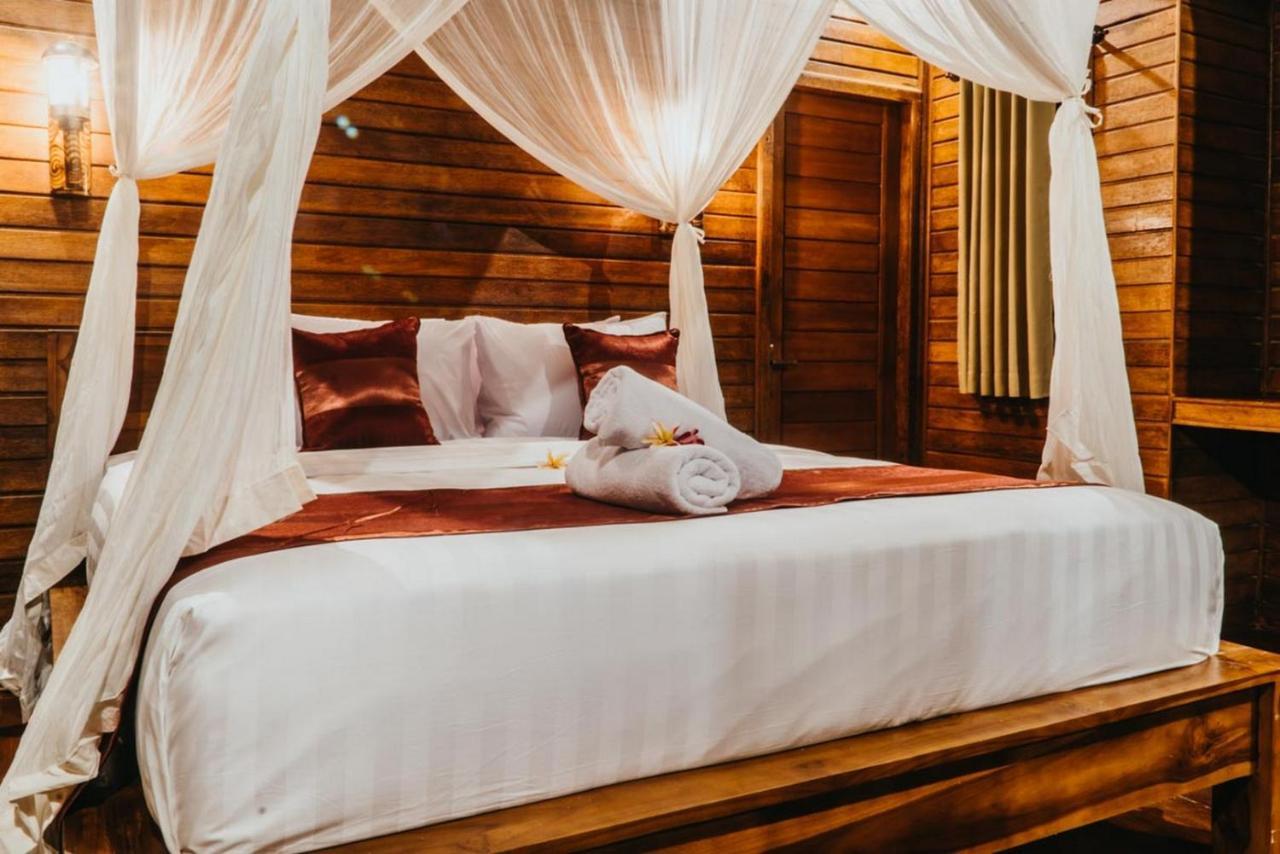 Taman Tirta Villa Lembongan Extérieur photo