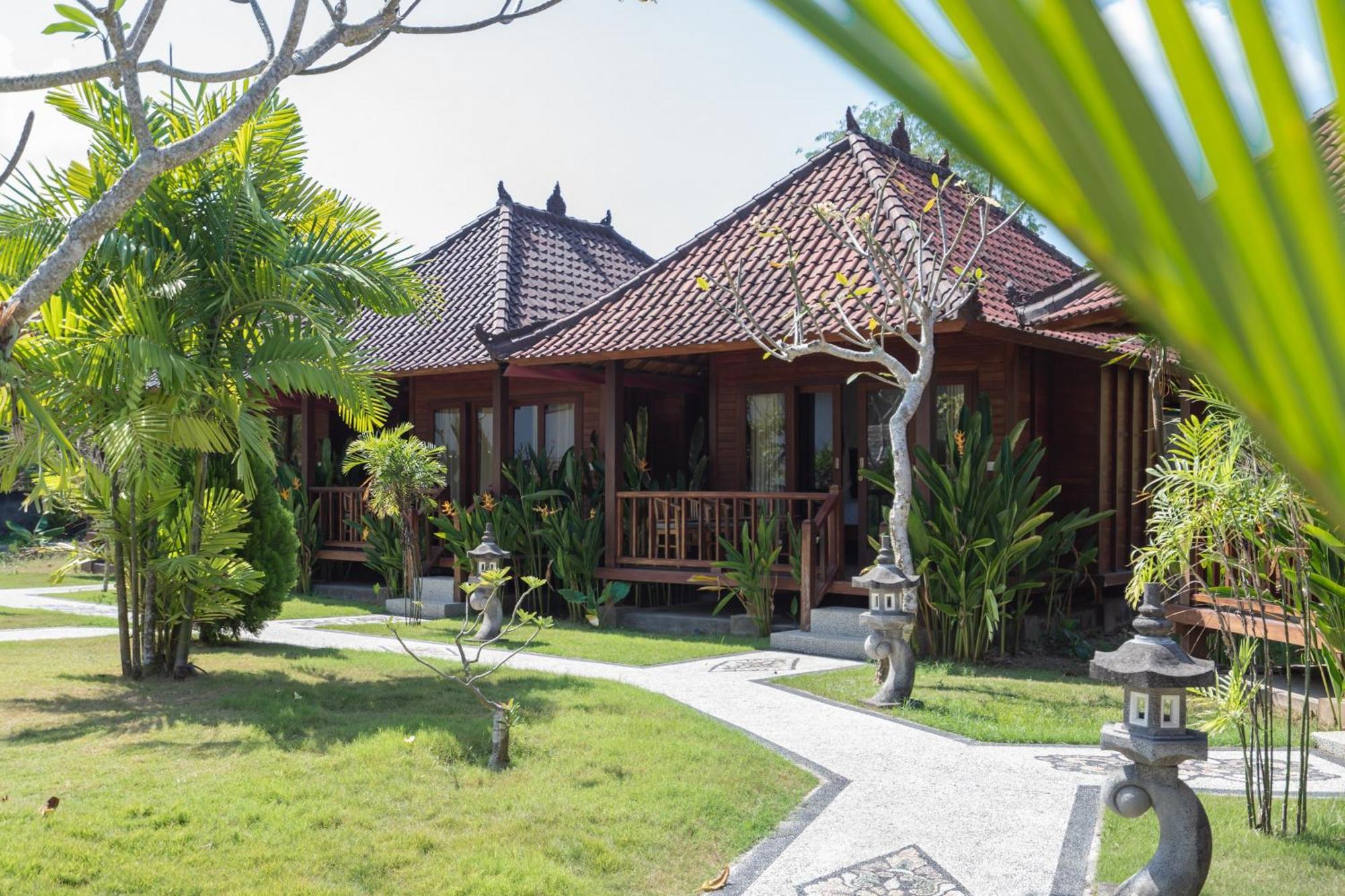 Taman Tirta Villa Lembongan Extérieur photo